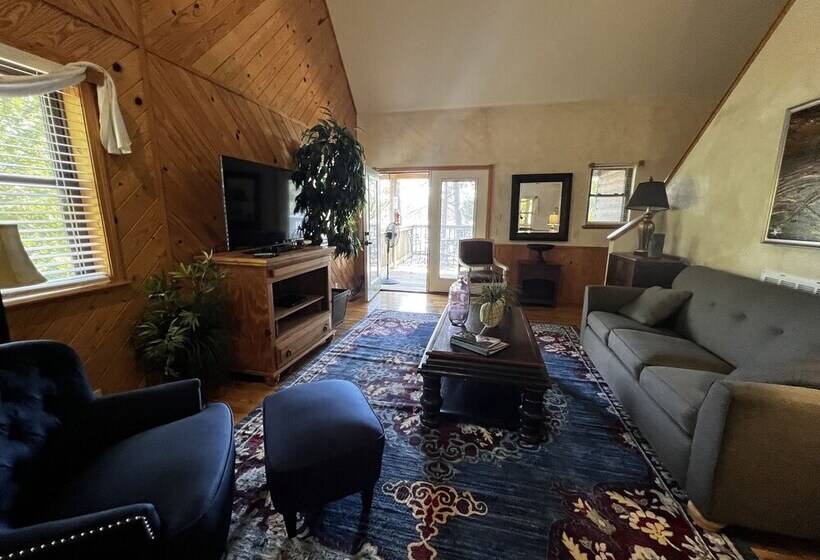 Lake View Two Bedroom, Two Bath Loft, Log Sided Cottage With Private Hot Tub Overlooking Lake Ouachi