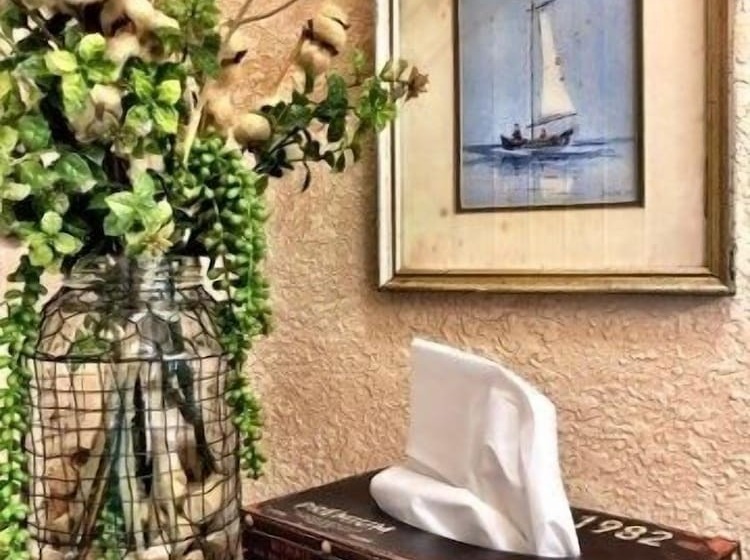 Magnificent Four Bedroom, Two 1/2 Bath Luxury, Log Sided Harbor North Cottage With Incredible Views