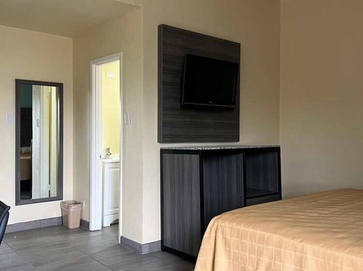 Мотель Americas Best Value Inn San Antonio Airport South