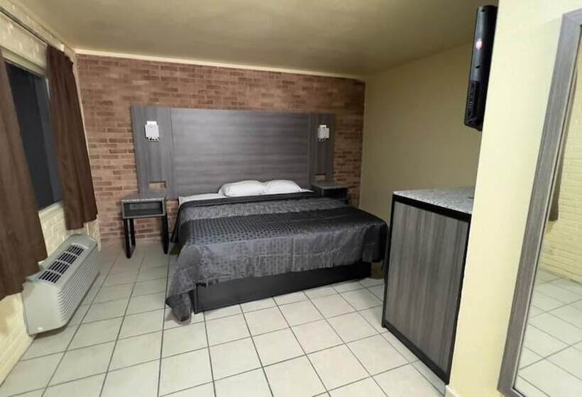 Мотель Americas Best Value Inn San Antonio Airport South