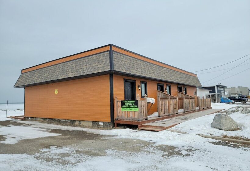 Motel Au Bord De L Eau