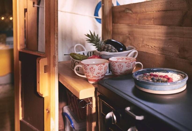 Mushroom Yurt Set In 4 Acres Of Woodland And Lakes