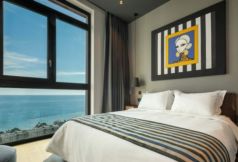 Only Boutique And Suites