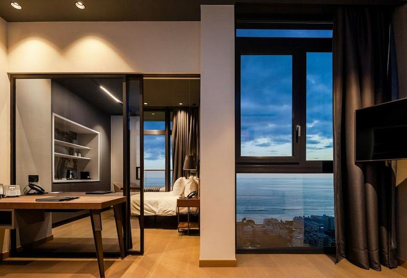 Only Boutique And Suites