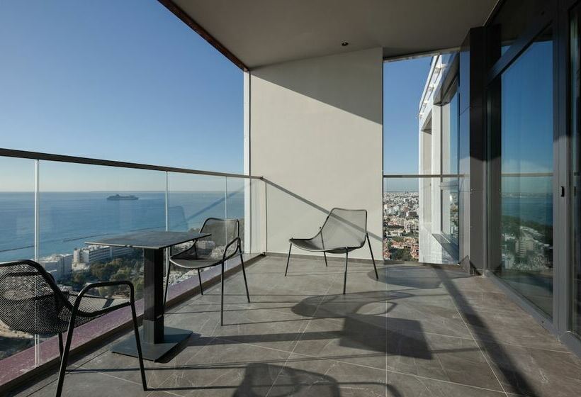 Only Boutique And Suites