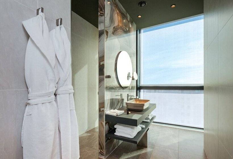 Only Boutique And Suites