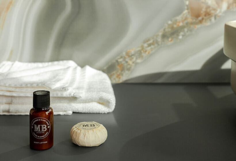 Only Boutique And Suites