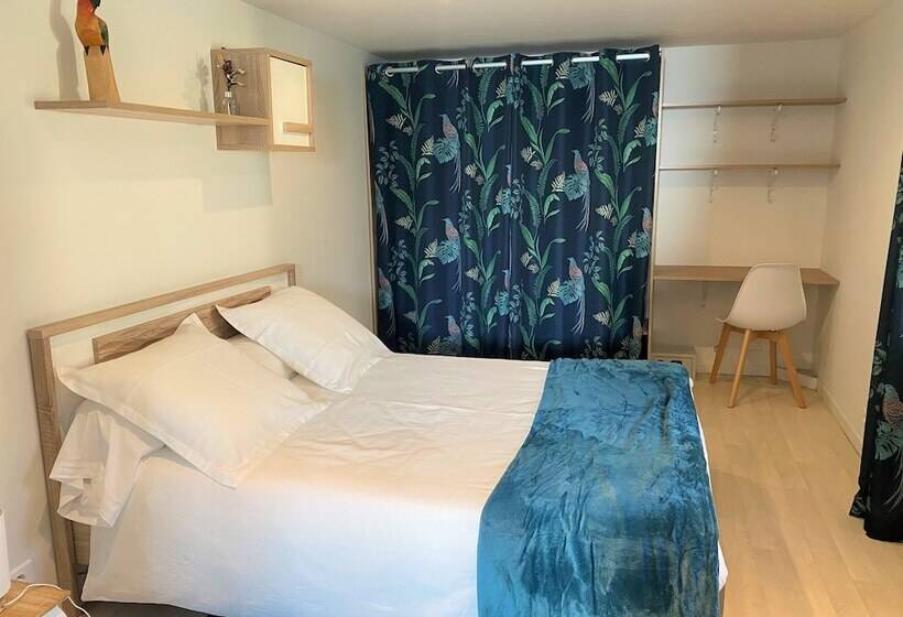 פנסיון A La Fontaine Fleurie