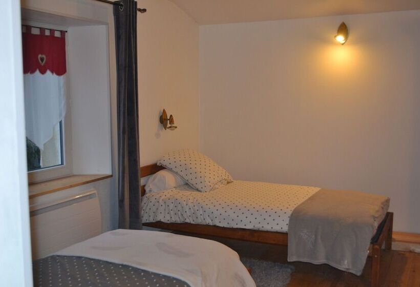 פנסיון A La Fontaine Fleurie