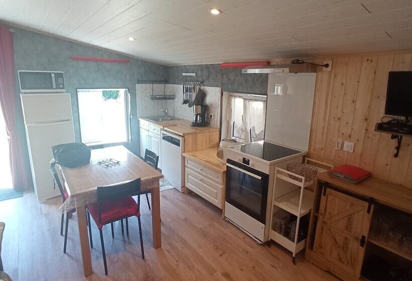 פנסיון A La Fontaine Fleurie