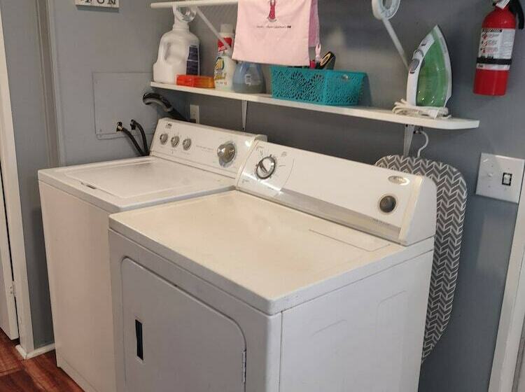 بنسيون Clean, Cozy Home W Kitchen Near I 24 Pet Friendly