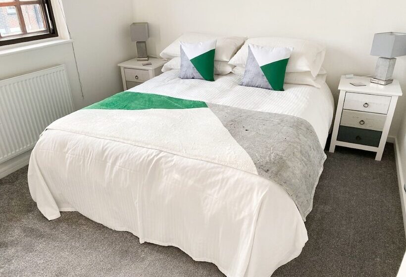 بنسيون Harbourside Chambers