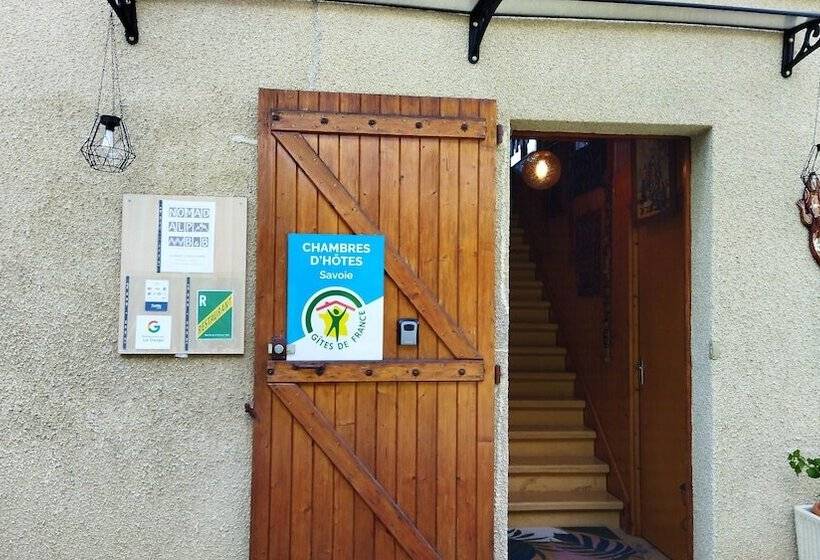 بنسيون Nomad Alp B&b