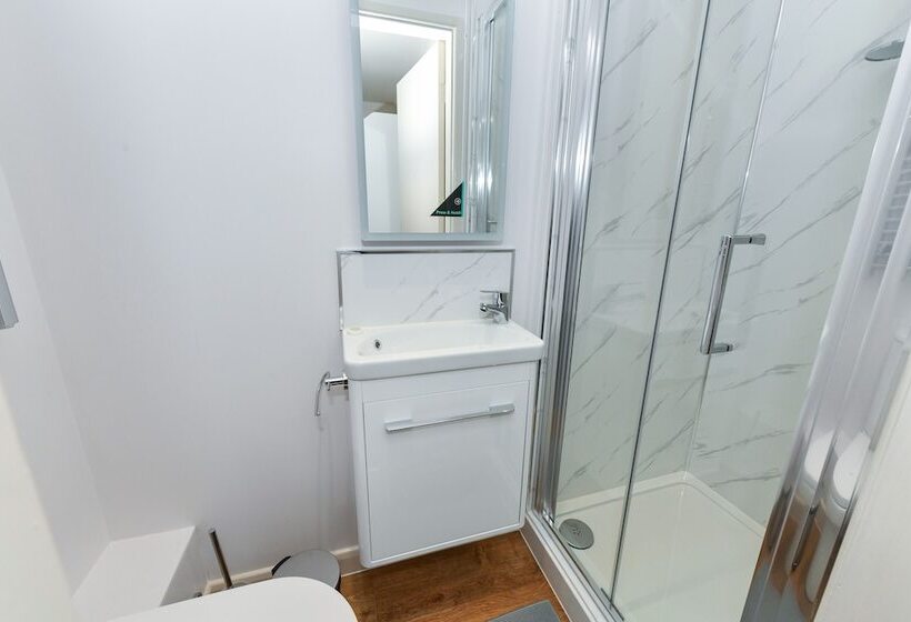 膳宿费 Rooms At Rolleston