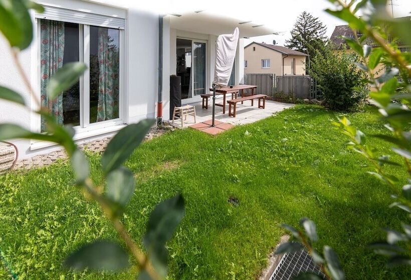 膳宿费 The Beverly Hills Of Frankfurt