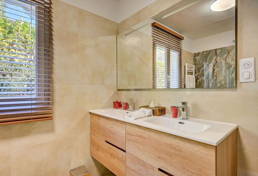 ペンション The View Aix En Provence