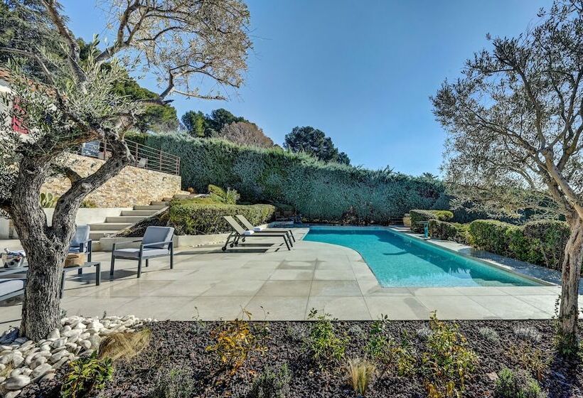 ペンション The View Aix En Provence