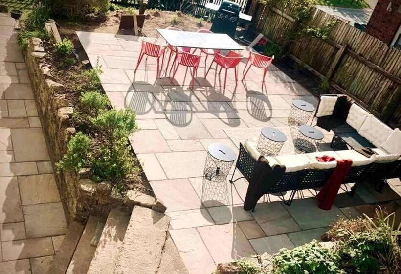 Резиденция Beautiful 4 Bed House In Monmouth