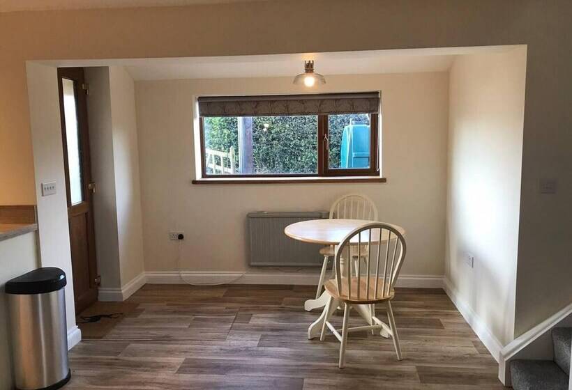 דירת נופש Blacklaines Annexe