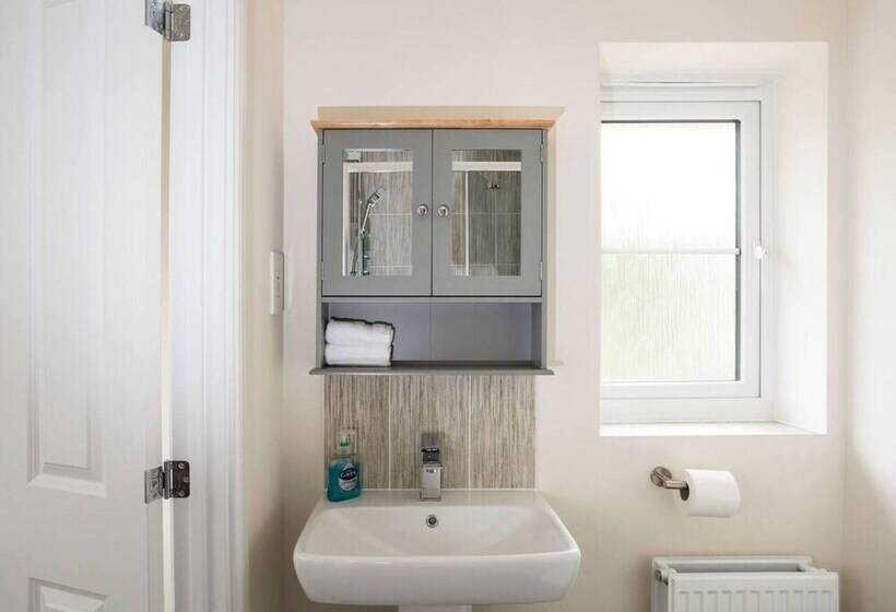 اقامتگاه Brand New Stylish 3 Bed Mountain Views Buxton