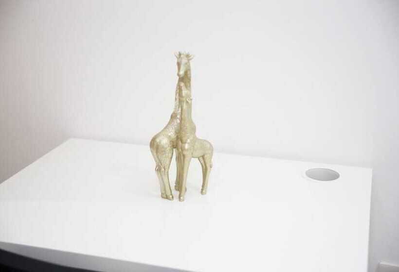 إقامة Deluxe 4 Bed House Close2 Wembley Stadium