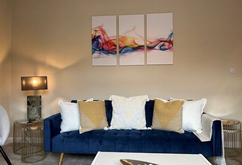 Резиденция Charming 4 Bed House In Winchester,free Parking