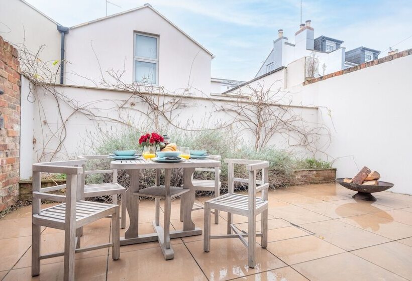 דירת נופש Luxury 2 Bed House In Cheltenham