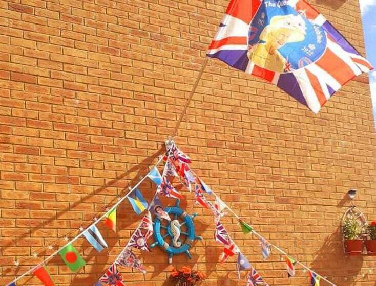 レジデンス Marinaa Inn, Welcome Home