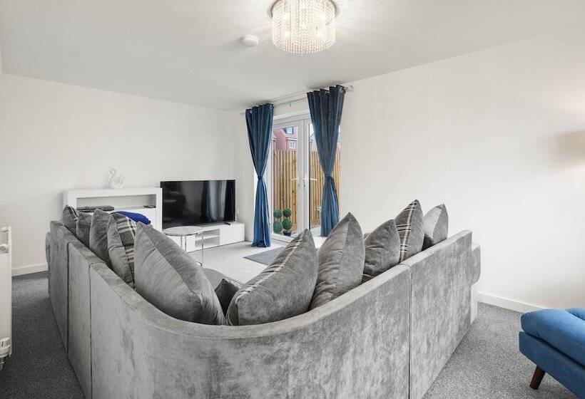 레지던스 New Luxury 3 Bed House In Oulton Broad Lowestoft