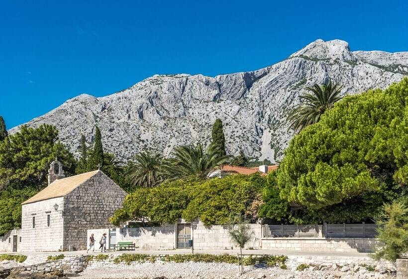 إقامة Stunning 3 Bed House In Orebic