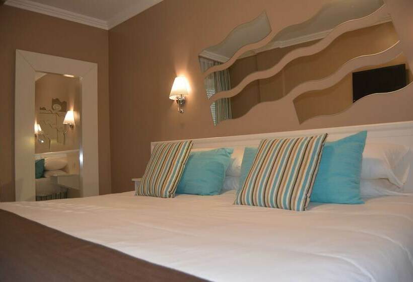 Residencial La Quinta Park Suites