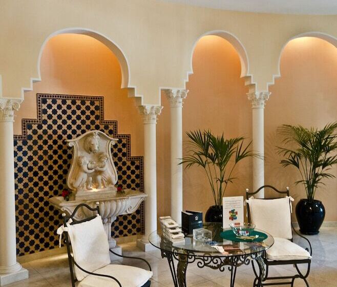 Residencial La Quinta Park Suites