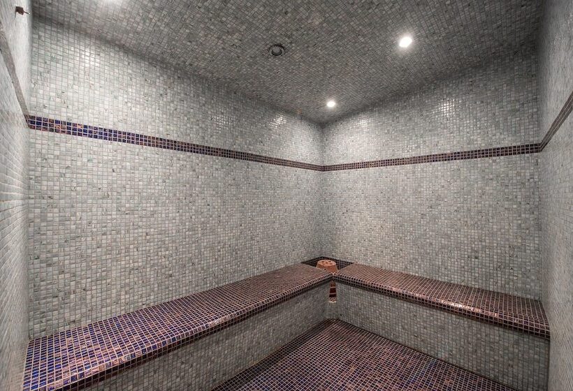 Курорт L Escandille Village Vacances