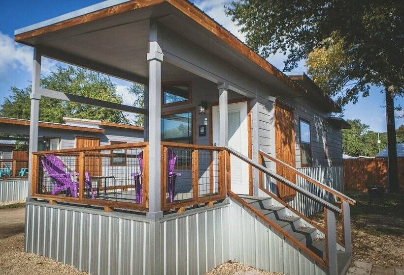 리조트 Mystic Quarry