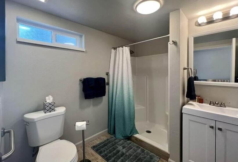 Rogue River Resort