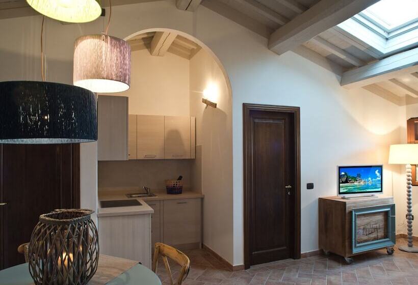 San Ruffino Apartments