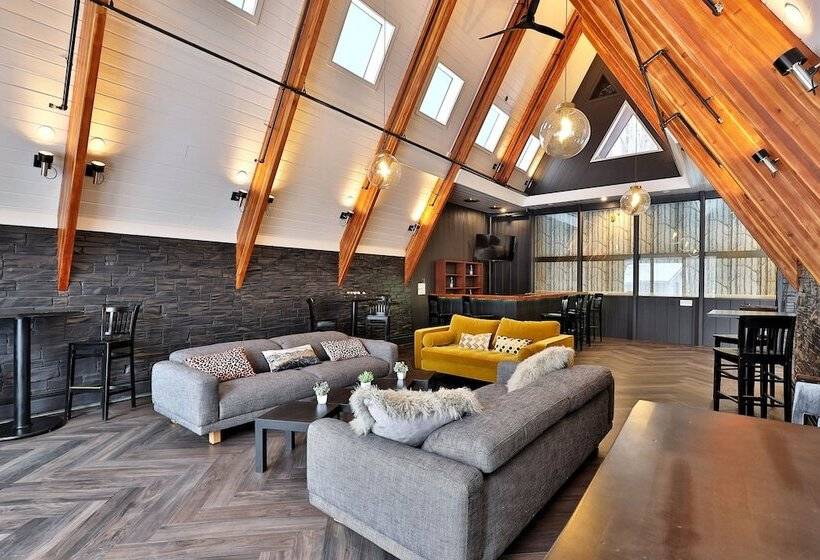 The Birch Ridge: 3 Private Guest Rooms W/ Ensuite Bathrooms, Wifi & Great Shared Spaces! Block B 3 B