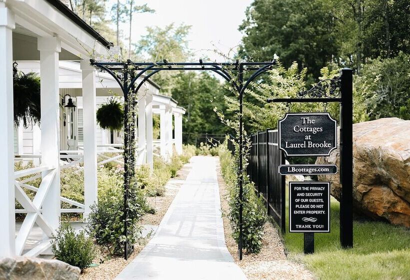 The Cottages At Laurel Brooke