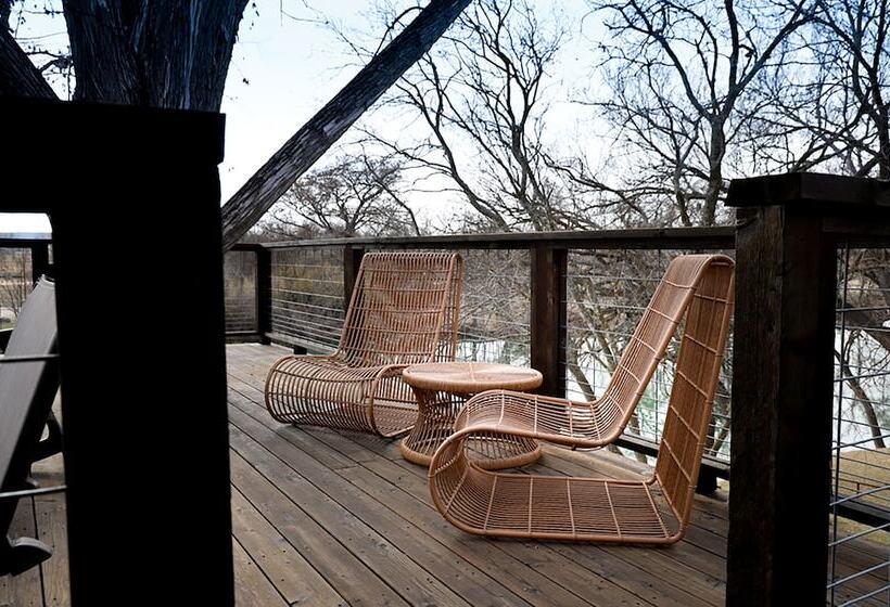 Treetop River Cabins On The Guadalupe River