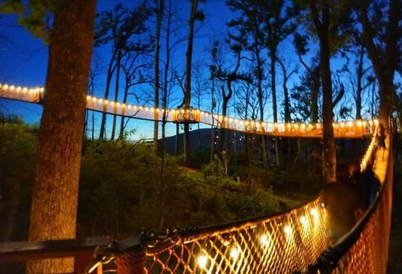 2 Master Suites _ Phenomenal Views   Alpine Summit