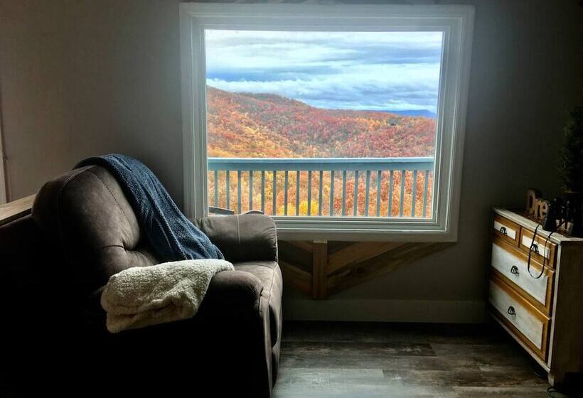 2 Master Suites _ Phenomenal Views   Alpine Summit