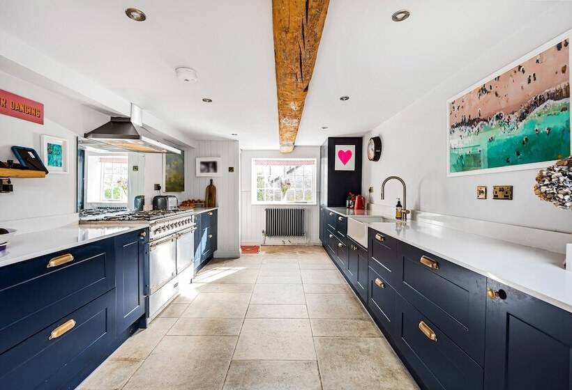 Barton Cottage Bed And Breakfast