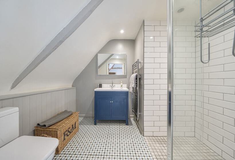 Barton Cottage Bed And Breakfast