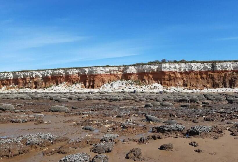 Beautiful 6 Bed Dog Friendly Cottage In Heacham