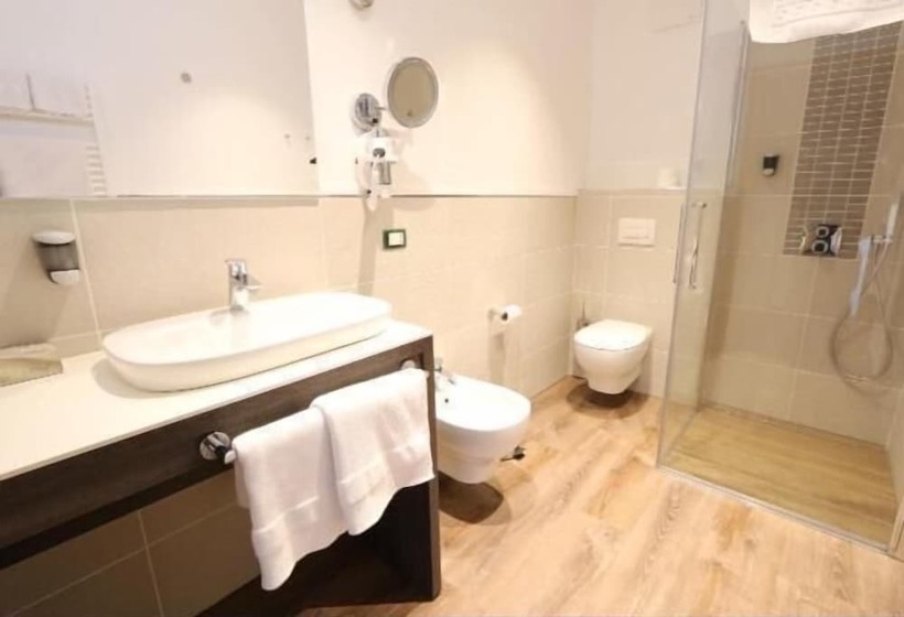 مبيت وإفطار Dolcevita Ambiez