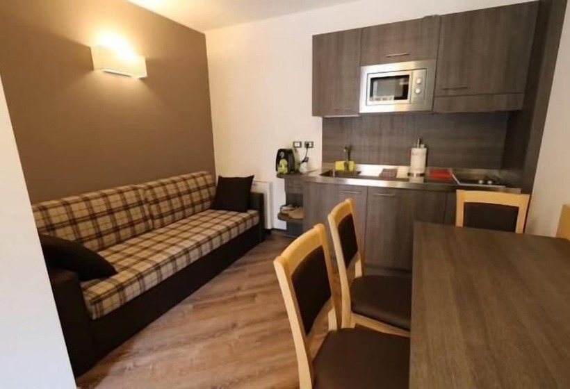 مبيت وإفطار Dolcevita Ambiez