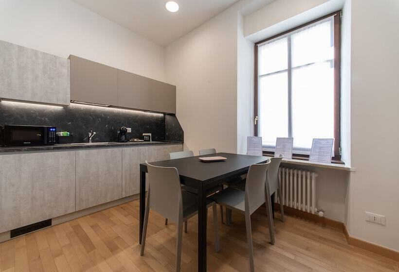 تختخواب و صبحانه House Of Bruno   Only Self Check In