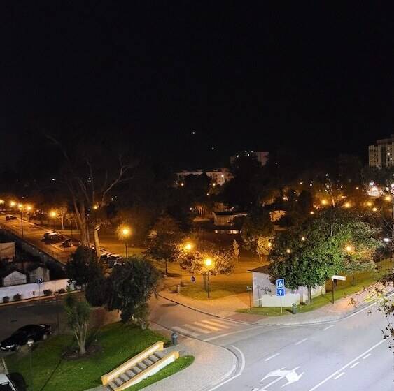 ベッドアンドブレックファースト Residencia Paris Marinha