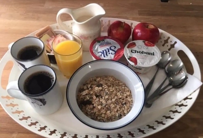 Bed and Breakfast The Wedding Cake House