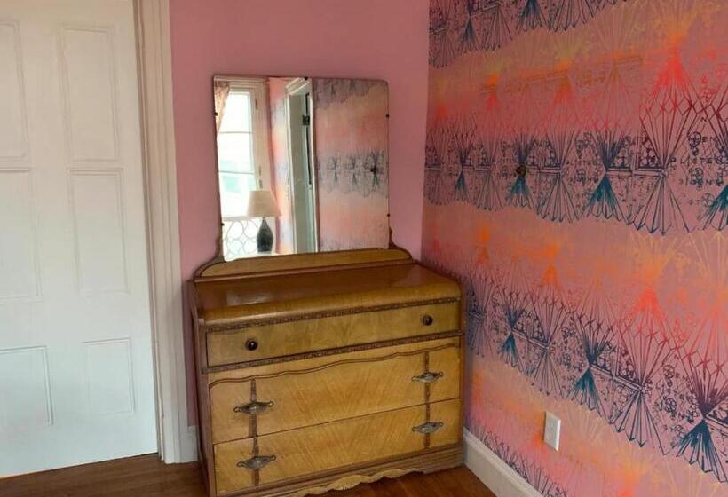 Bed and Breakfast The Wedding Cake House